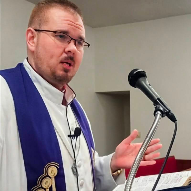 Pastor Ed Clemons, Jr. delivering a sermon to his Western Maryland congregation.